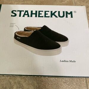 Staheekum Black Ladies Mule